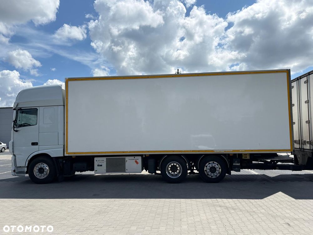 DAF XF - 10