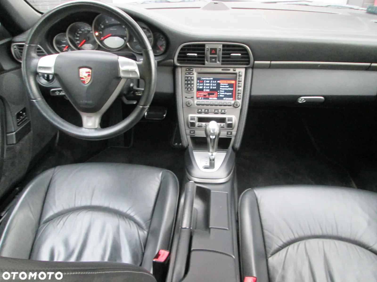 Porsche 911 Carrera Tiptronic S - 18