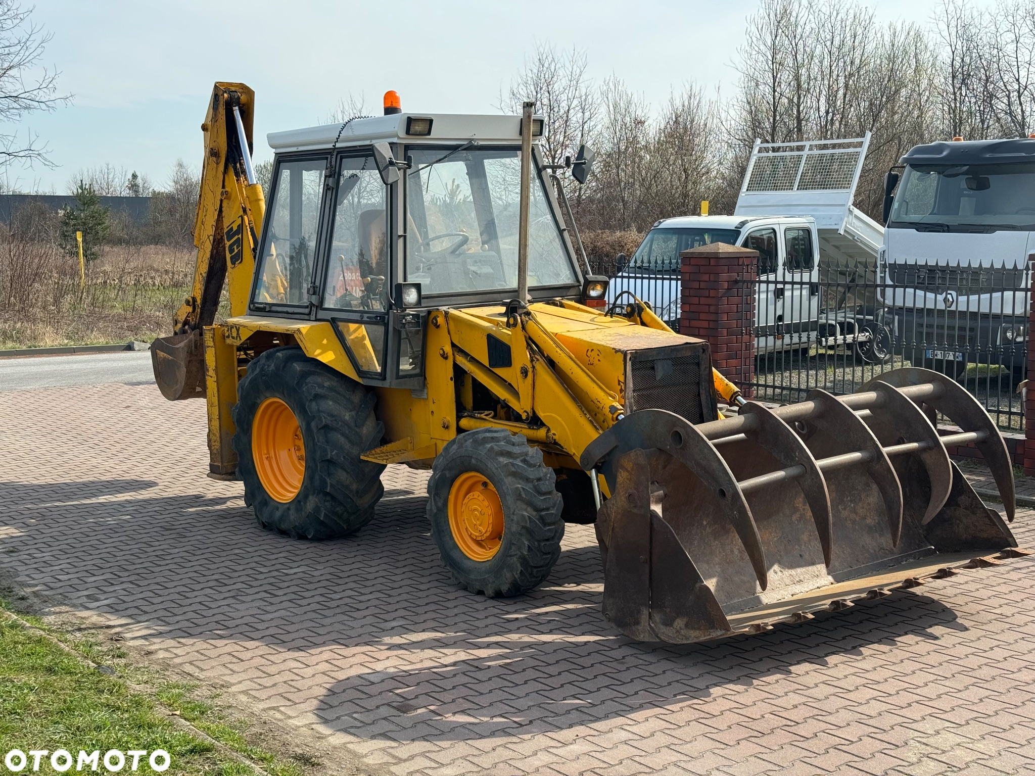 JCB 3CX - 7