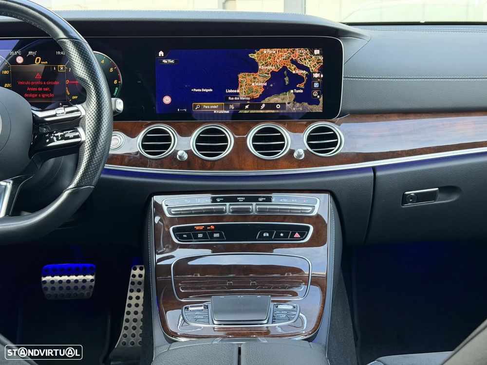 Mercedes-Benz E 300 de AMG Line 4Matic - 26