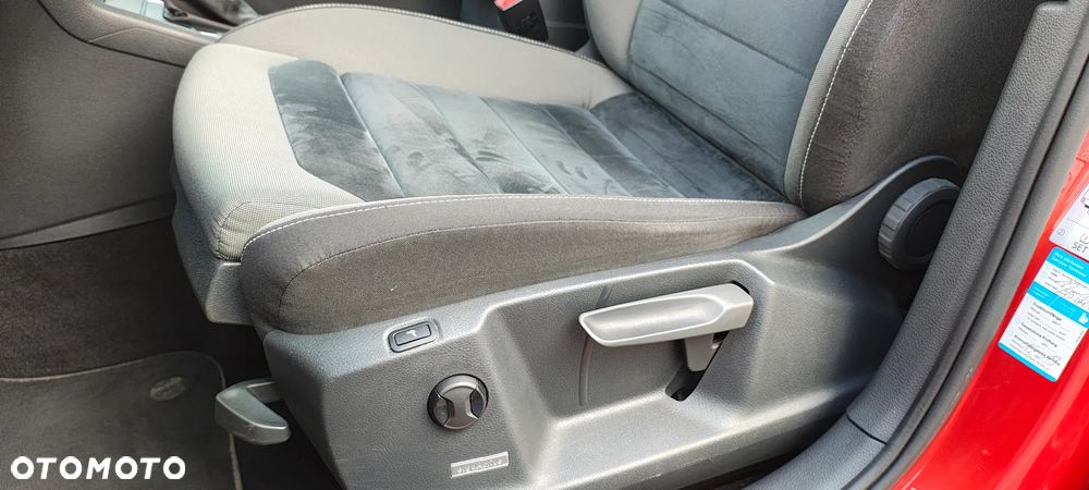 Volkswagen Golf Sportsvan SV 1.6 TDI BMT Highline DSG - 26