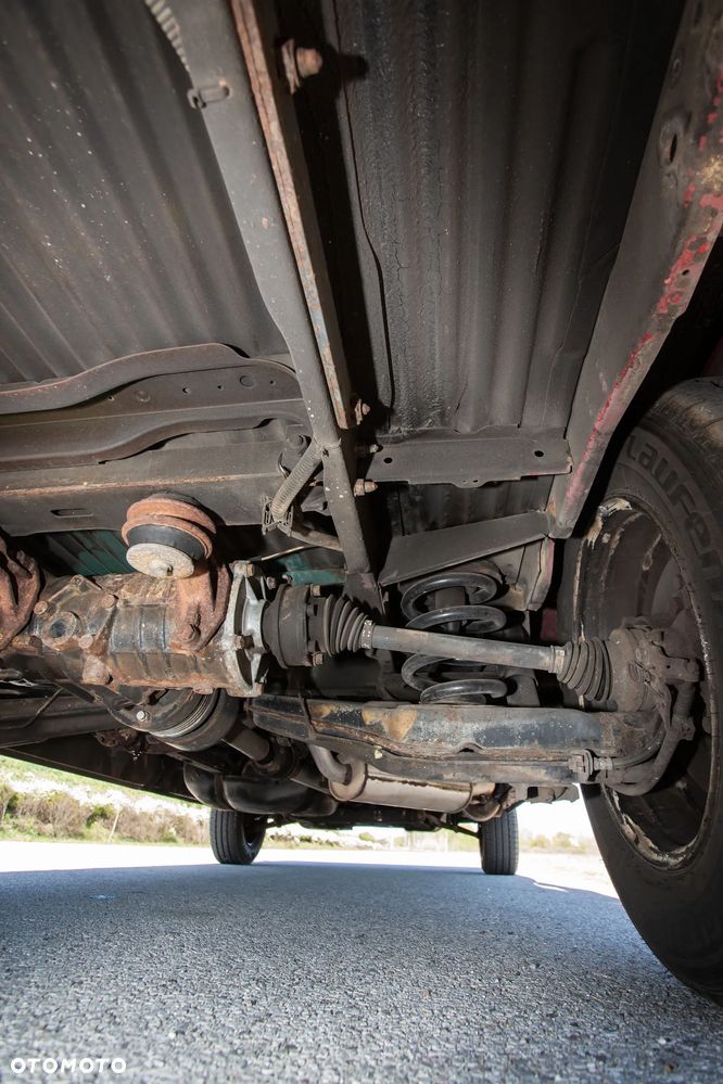 Volkswagen Transporter - 34