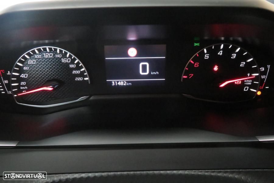 Peugeot 2008 1.2 PureTech Active Pack - 37