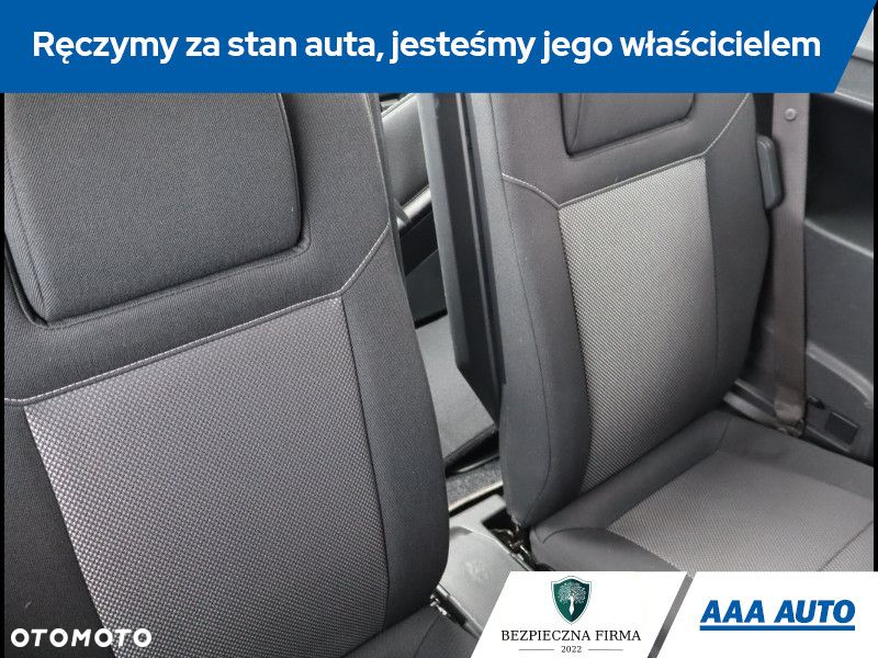 Opel Zafira - 16