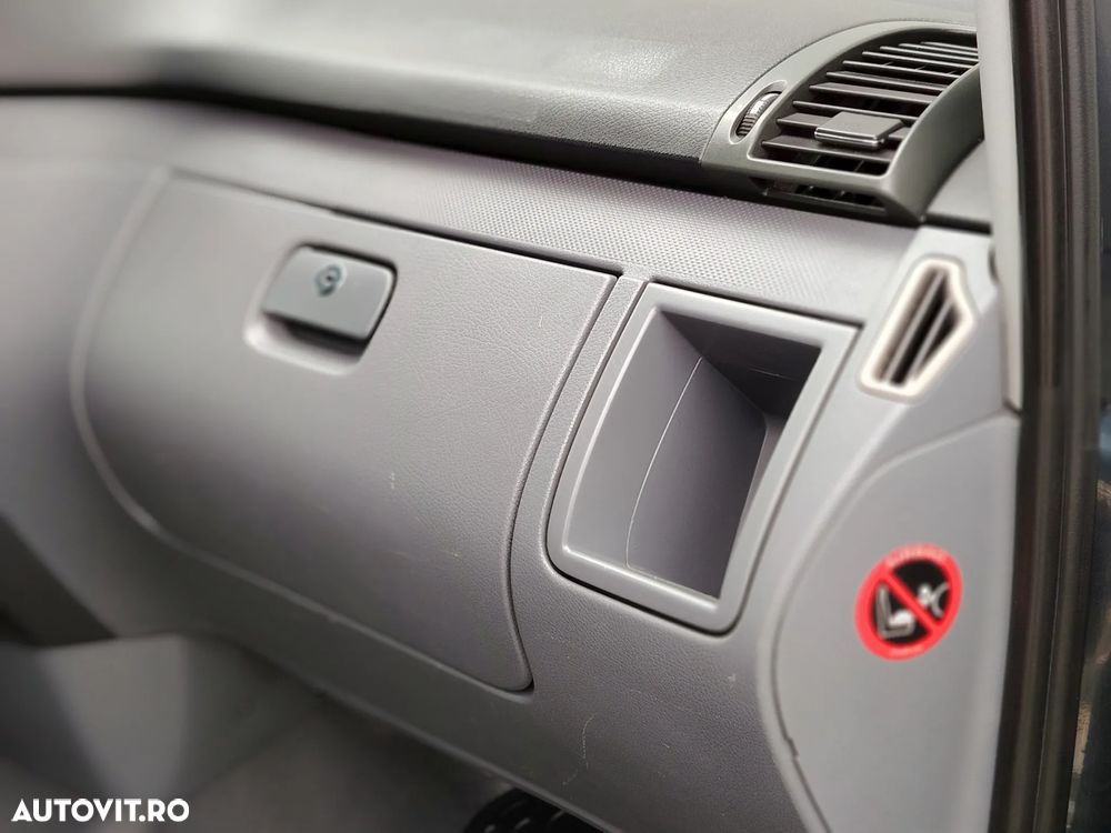 Mercedes-Benz Vito - 29