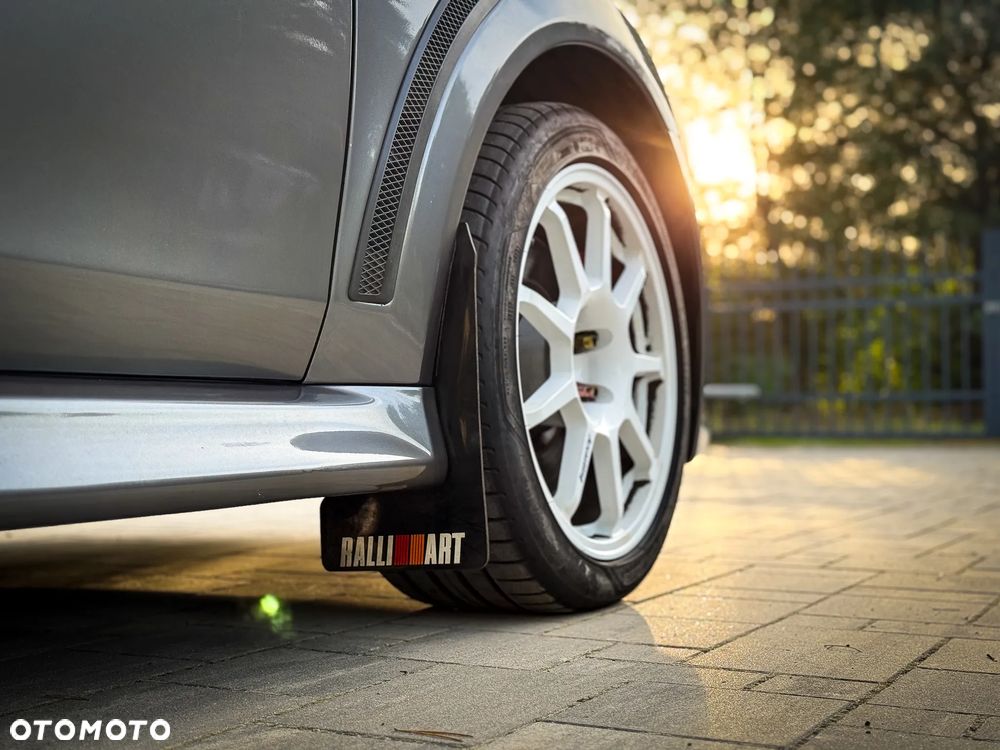 Mitsubishi Lancer Evolution GSR - 27
