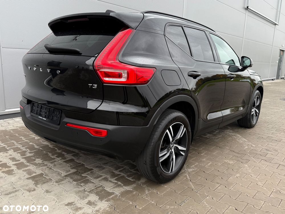 Volvo XC 40 T3 R-Design - 23
