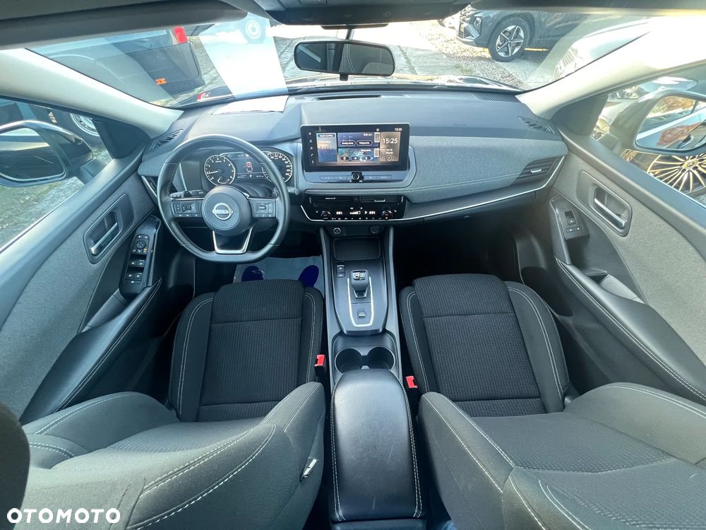 Nissan Qashqai 1.3 DIG-T mHEV Acenta Xtronic - 10