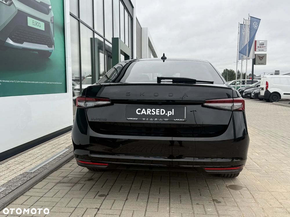 Skoda Superb 2.0 TSI Sportline DSG - 8