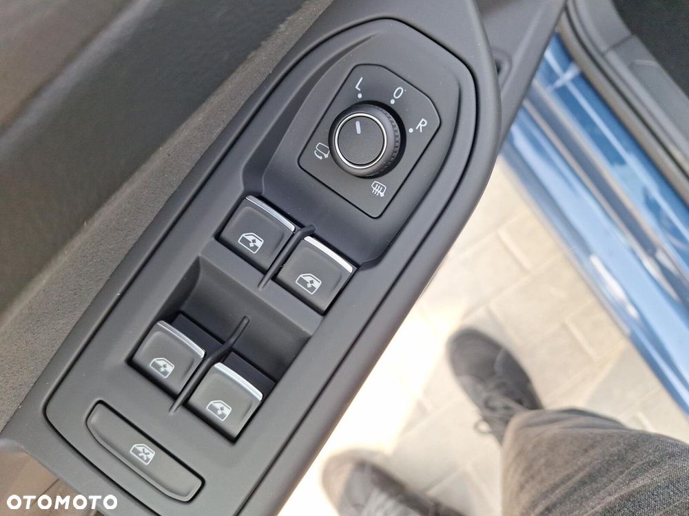 Volkswagen Golf - 19