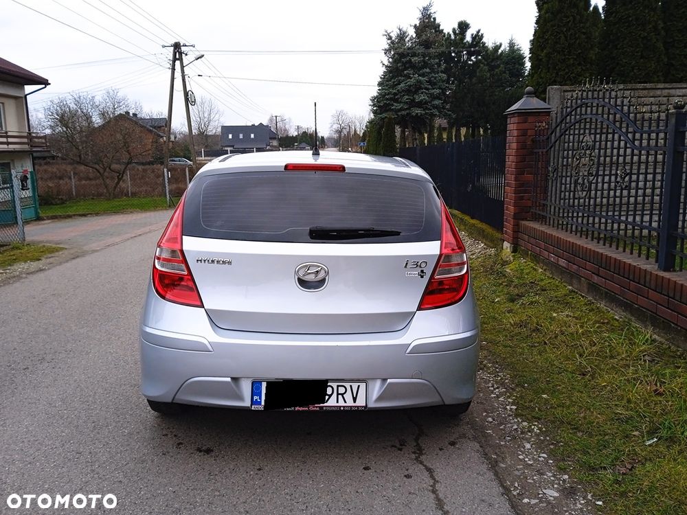 Hyundai i30 1.4 Classic + - 22