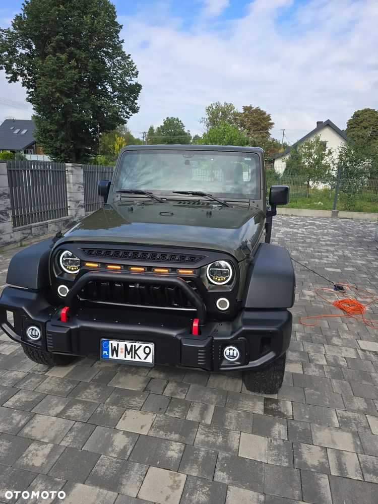 Jeep Wrangler - 6