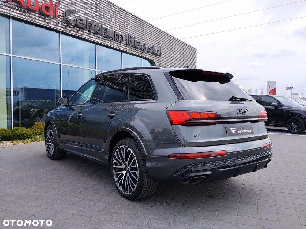 Audi Q7 - 7