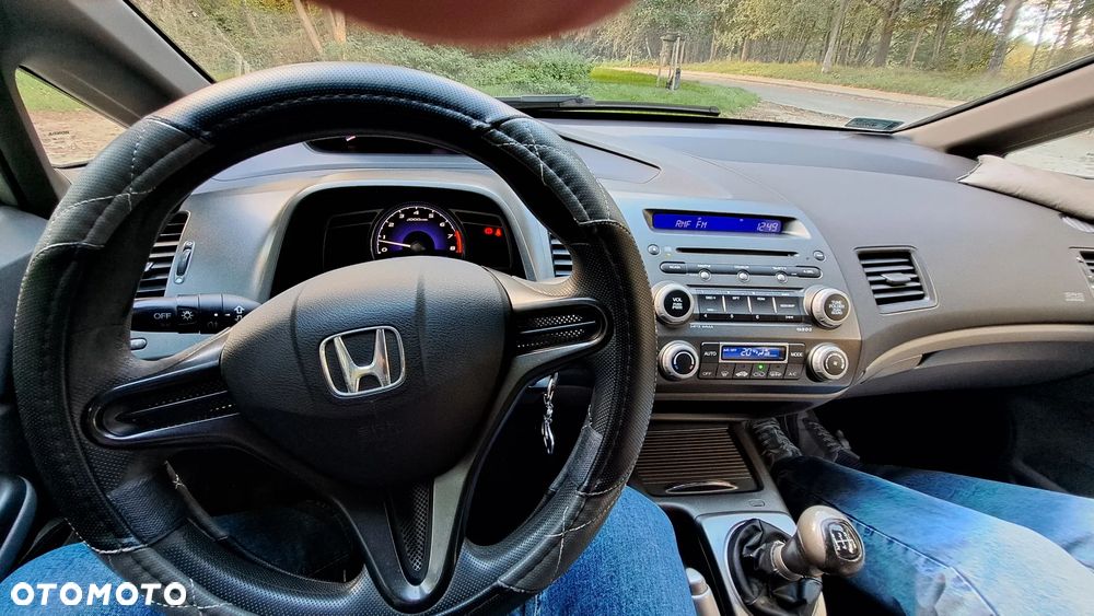 Honda Civic 1.8 Comfort - 9