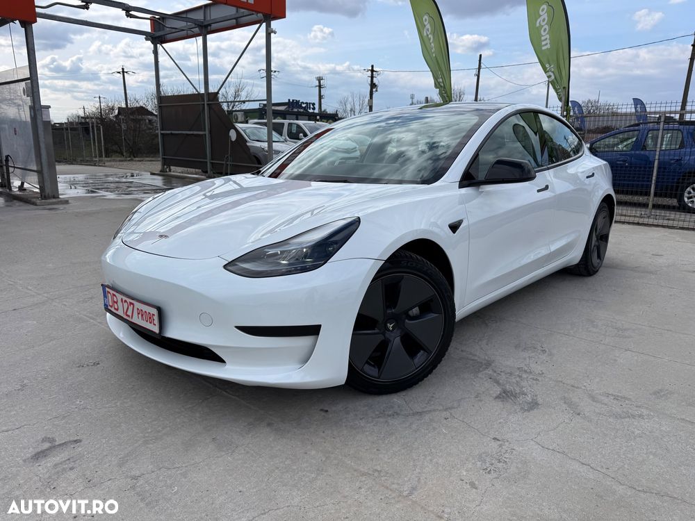 Tesla Model 3 RWD - 1