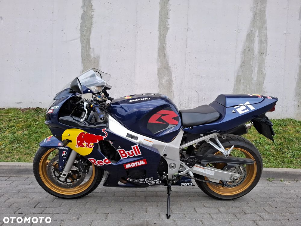 Suzuki GSX-R - 24