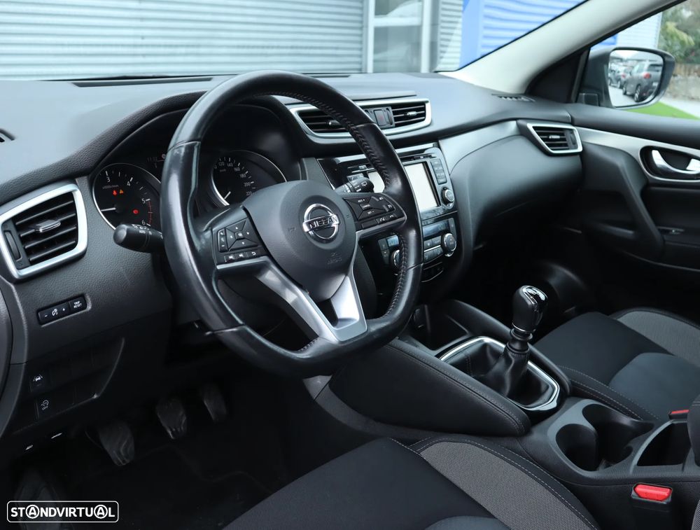 Nissan Qashqai 1.5 dCi N-Connecta - 35