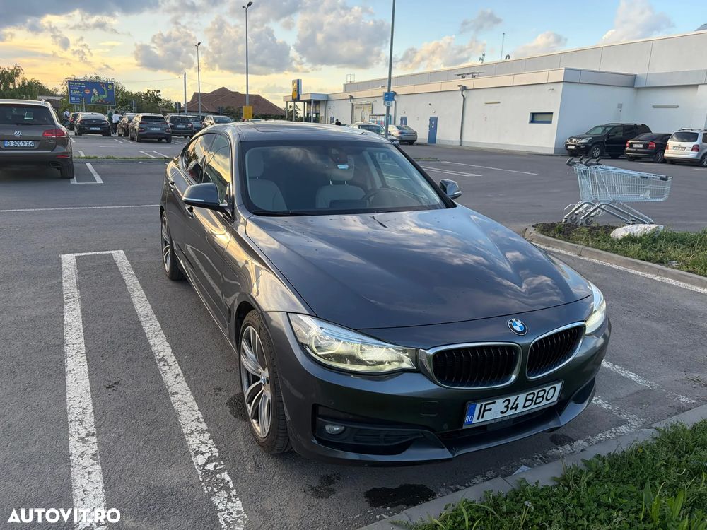 BMW Seria 3 320d Aut. Luxury Line - 1