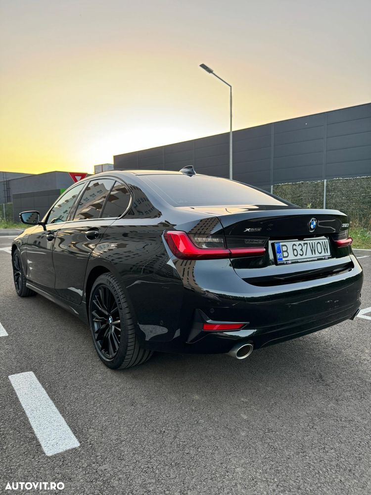 BMW Seria 3 320i xDrive Aut. Sport Line - 27