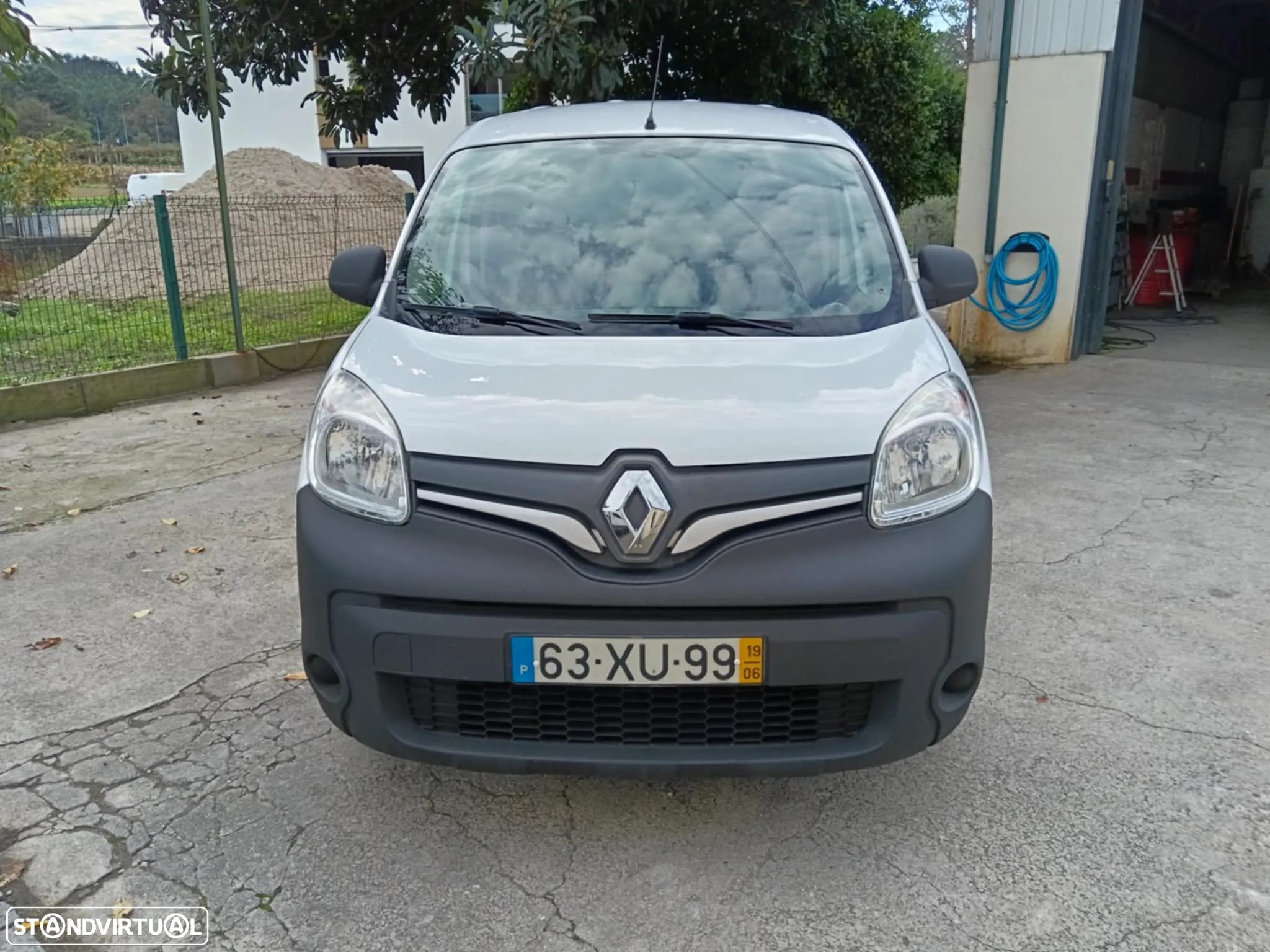 Renault Kangoo 1.5 Dci MAXI 3 LUGARES - 2