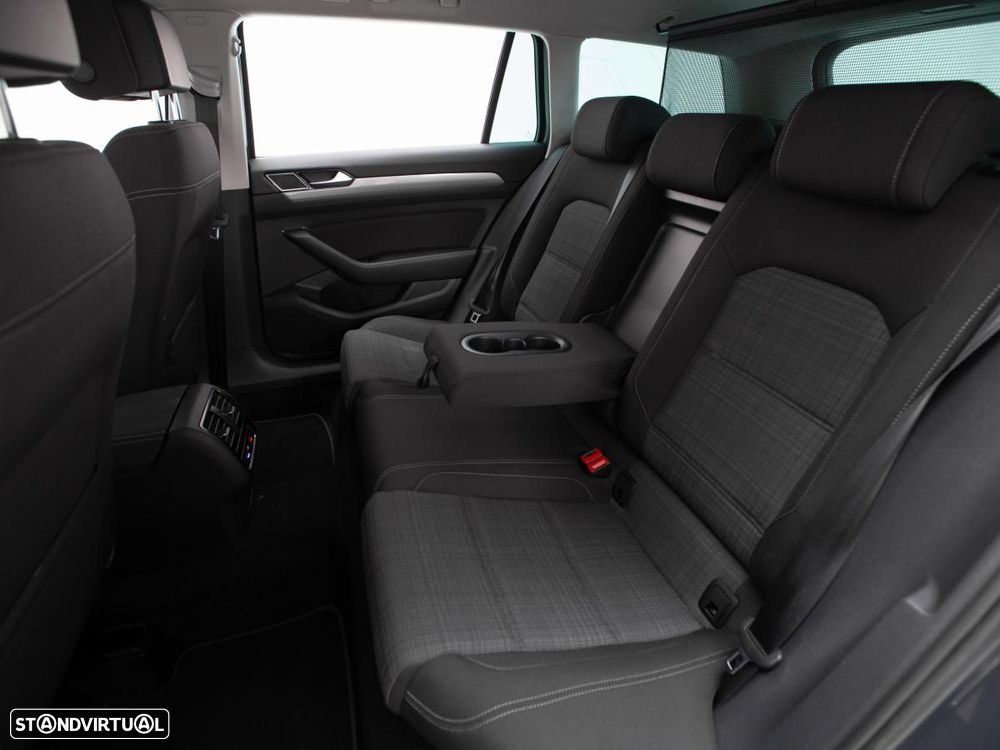 VW Passat Variant 1.5 TSI OPF DSG Business - 9