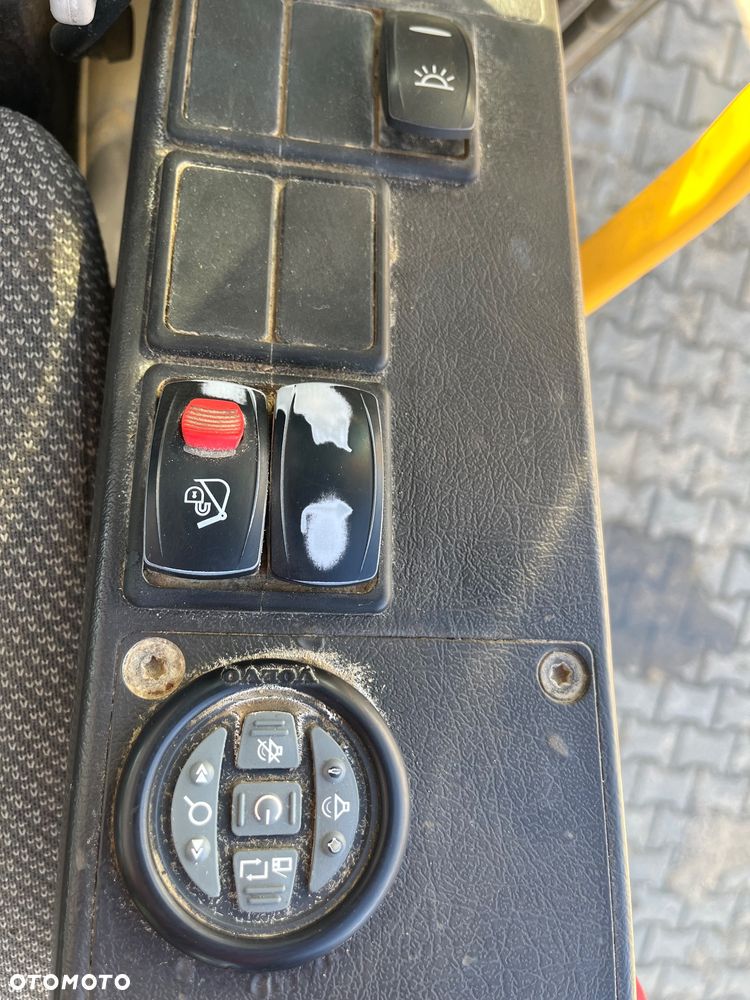 Volvo EC 250 DL - 13