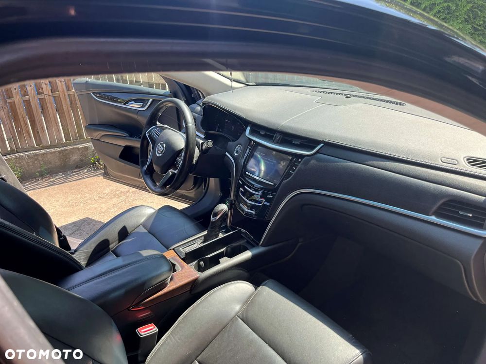 Cadillac XTS - 20