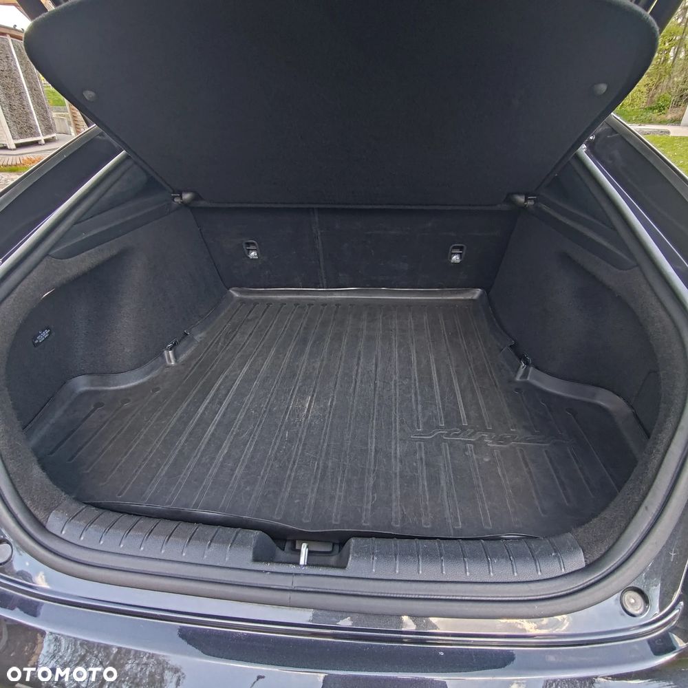 Kia Stinger 2.0 T-GDI GT Line - 24