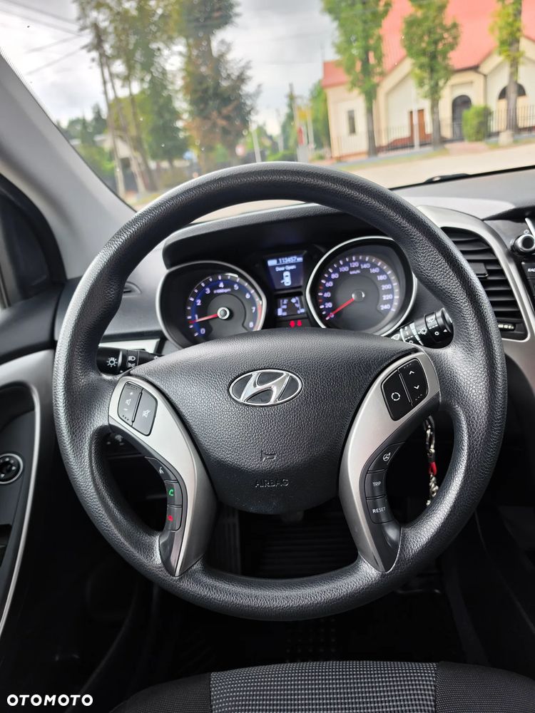 Hyundai i30 1.4 Style - 28