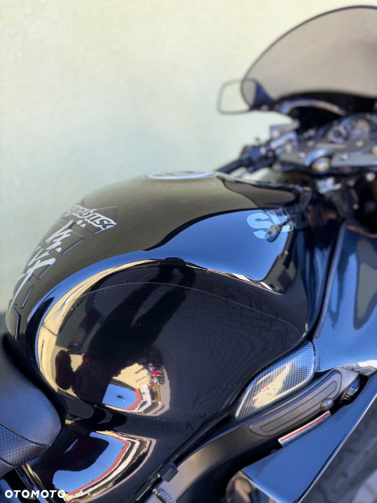 Suzuki Hayabusa - 16