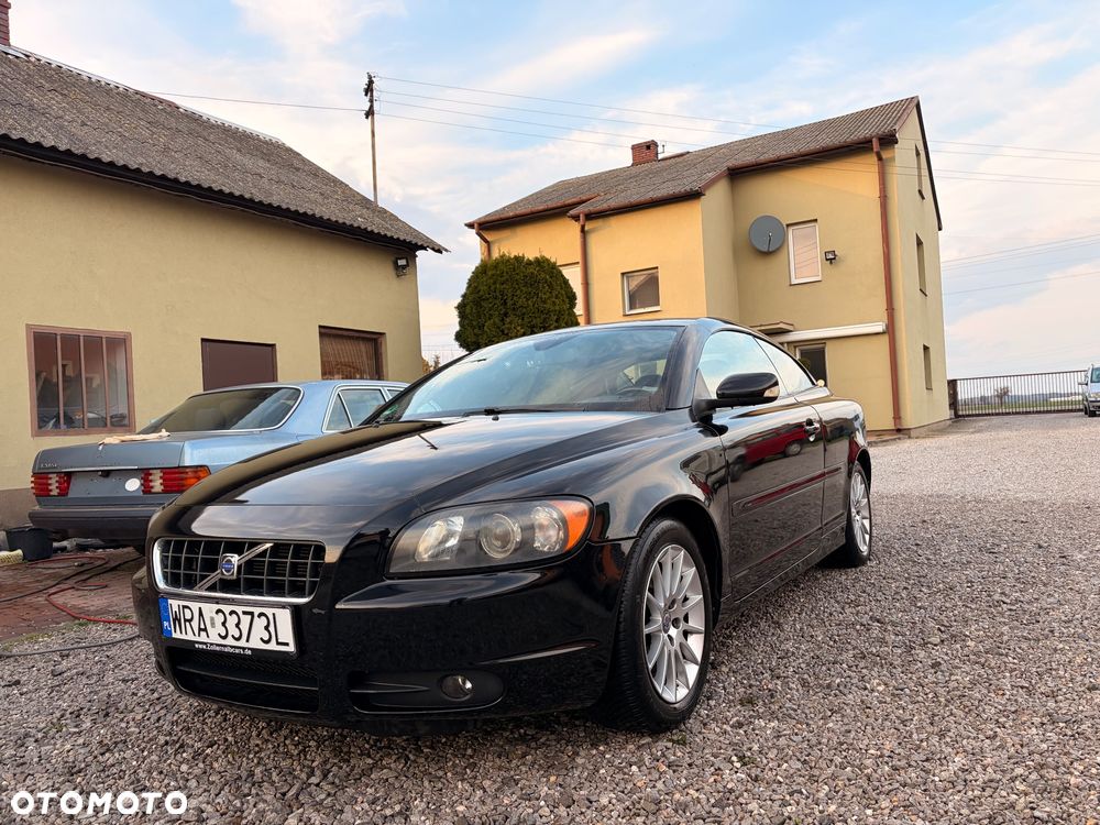 Volvo C70 T5 Momentum - 2