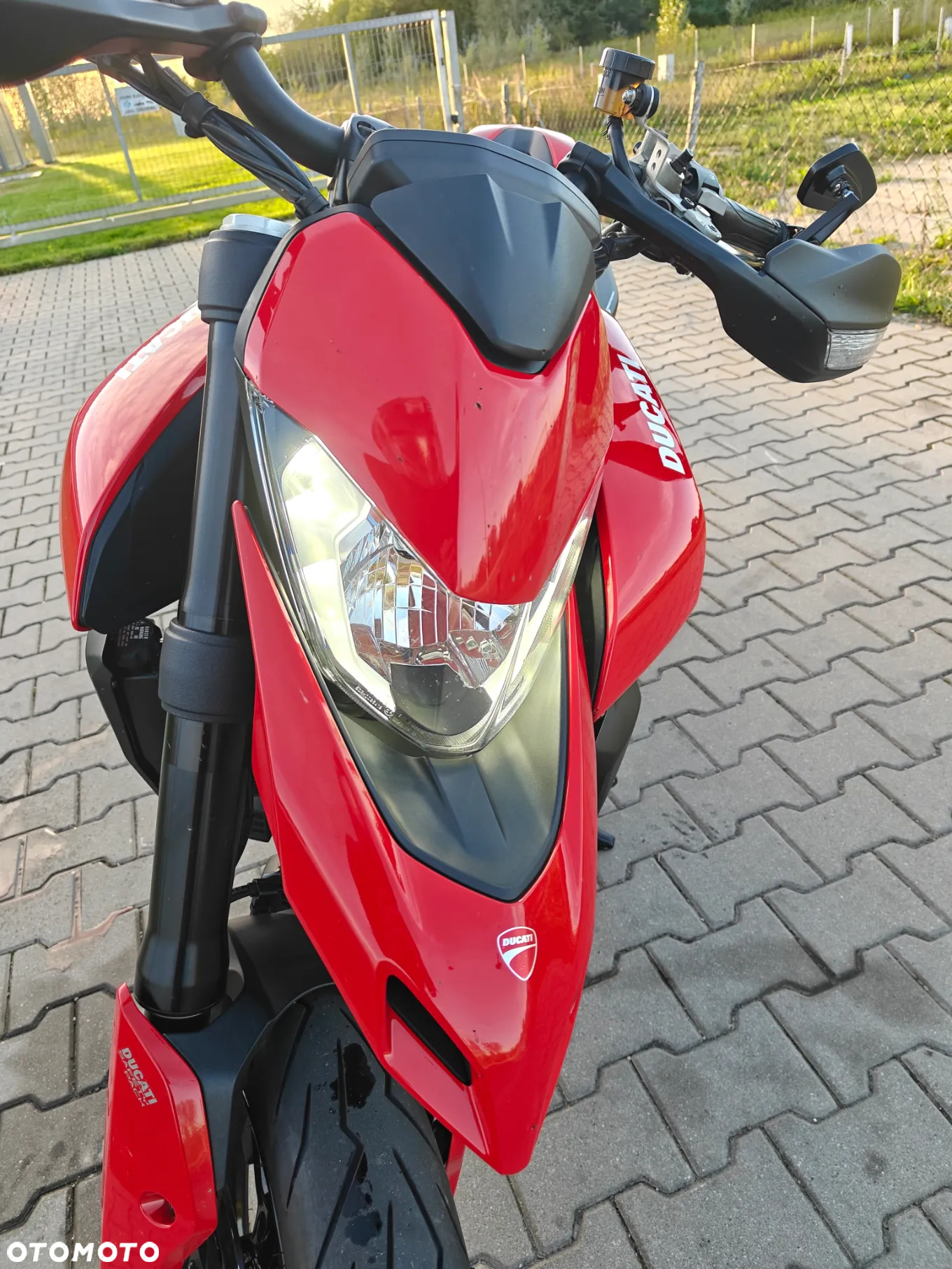 Ducati Hypermotard - 13