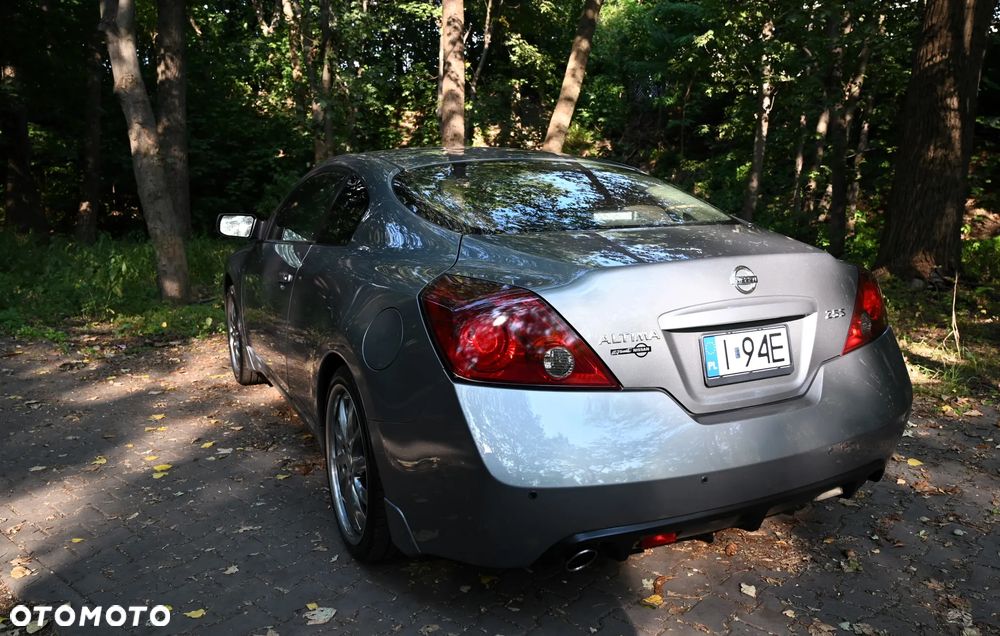 Nissan Altima - 19