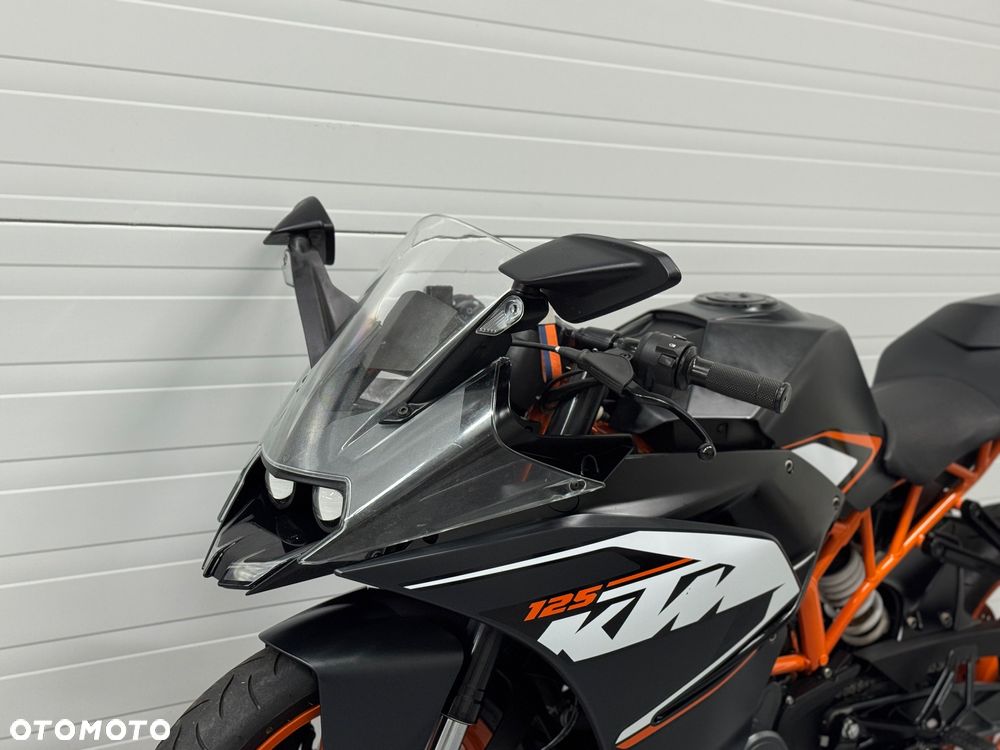 KTM RC 125 - 18