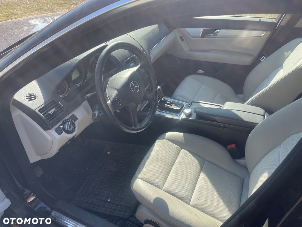 Mercedes-Benz Klasa C - 8