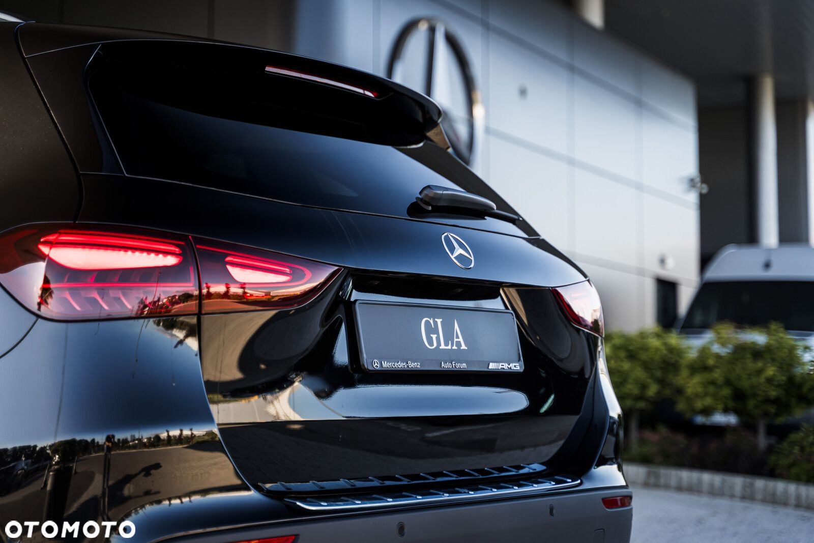 Mercedes-Benz GLA - 11