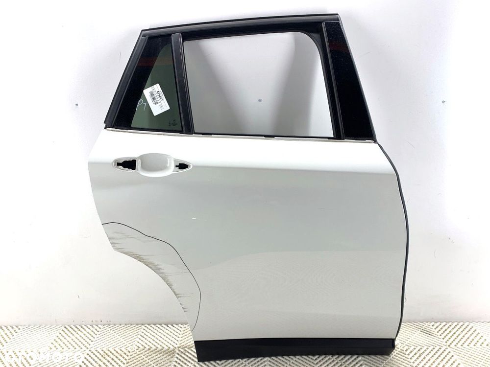 DRZWI PRAWY TYŁ  BMW X1 (F48) 2014 - 2022 sDrive 18 i 103 kW [140 KM] benzyna 2017 - 2022 300 - 1