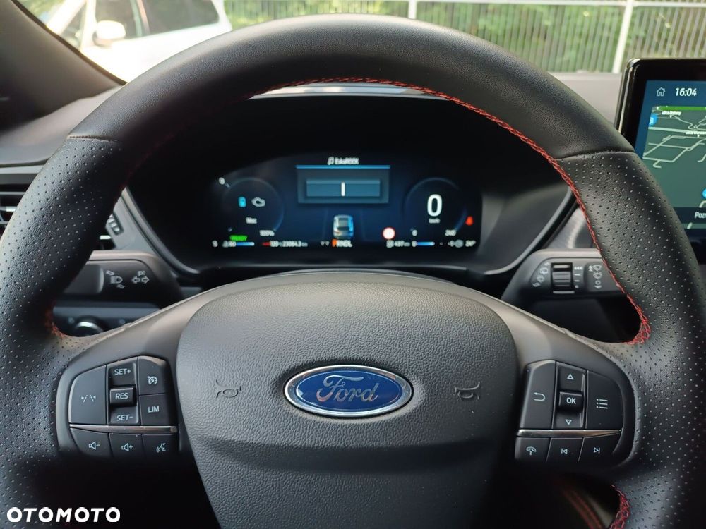Ford Kuga - 14