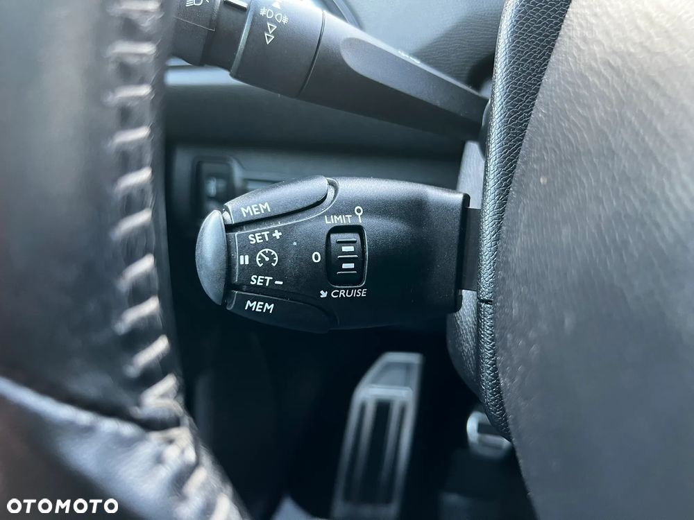 Peugeot 308 - 21