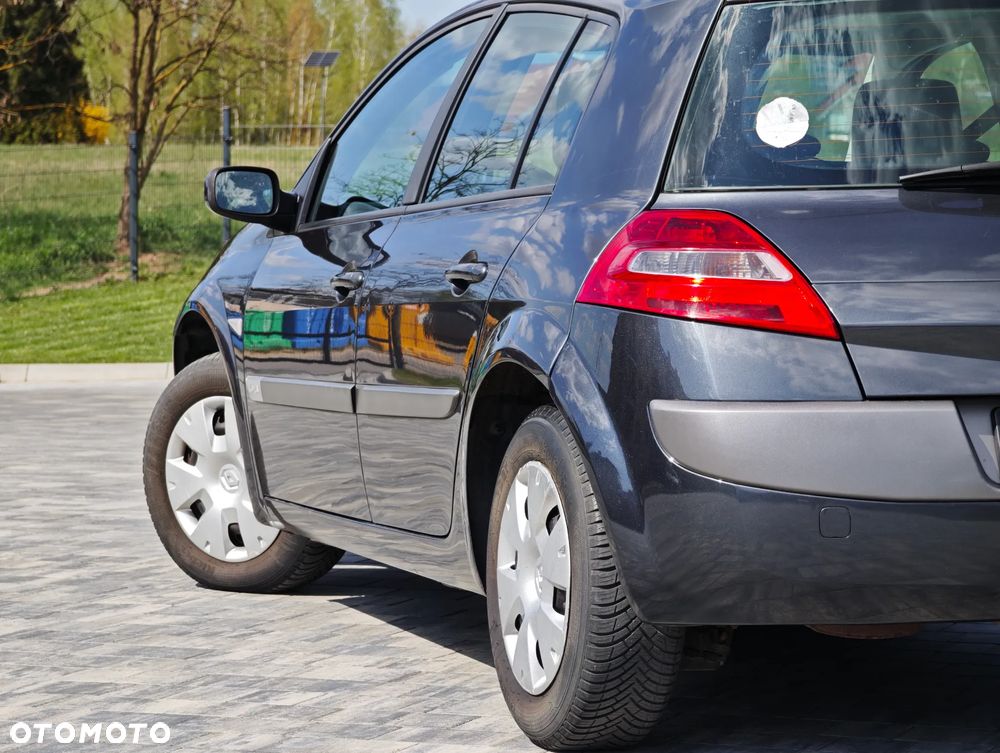 Renault Megane 1.6 Exception - 7