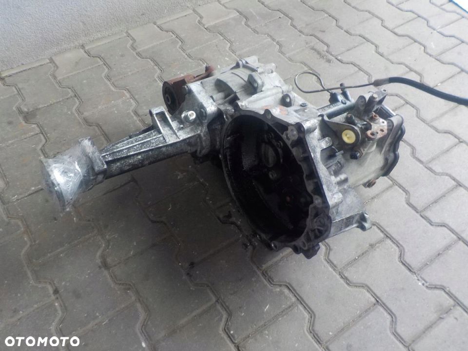 VW T4 90-95 1.9 TD 2.4D SKRZYNIA BIEGÓW CRN - 5