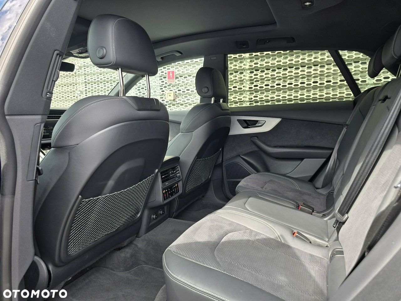 Audi Q8 50 TDI quattro tiptronic - 26