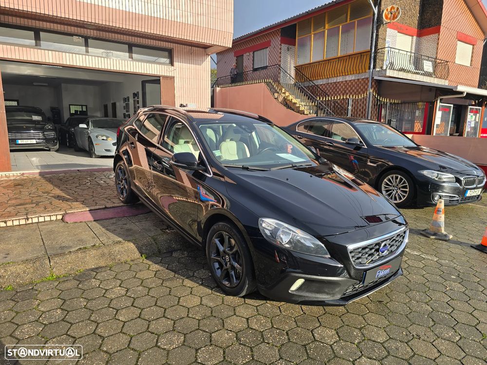 Volvo V40 Cross Country D3 Ocean Race - 3