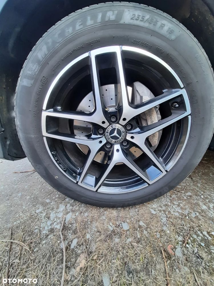 Mercedes-Benz GLC - 11