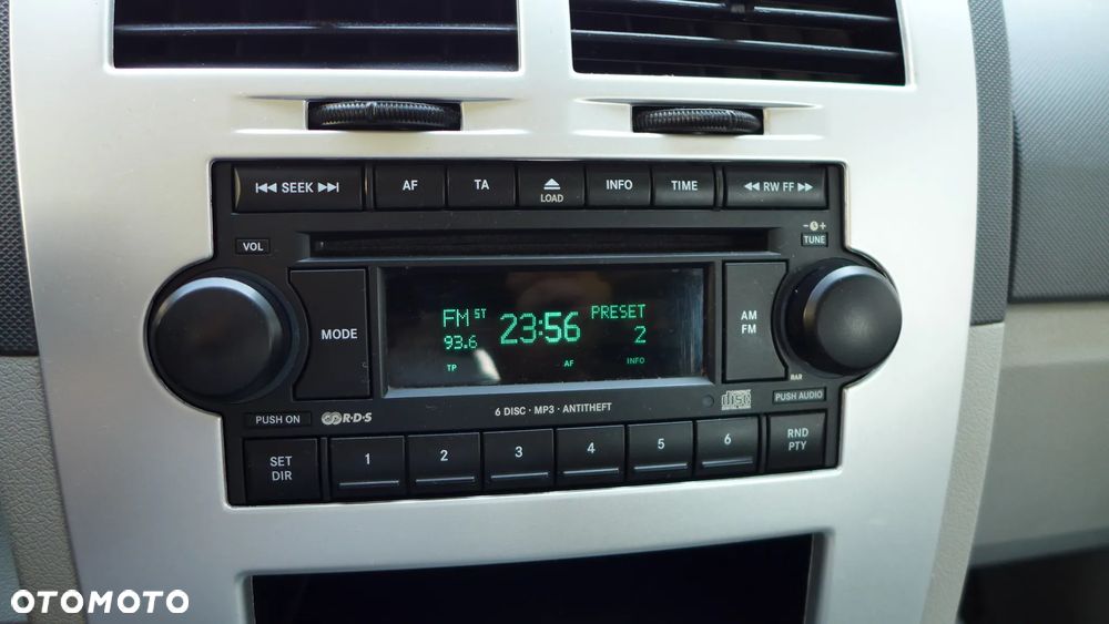 Dodge Caliber 2.0 CVT SE - 13