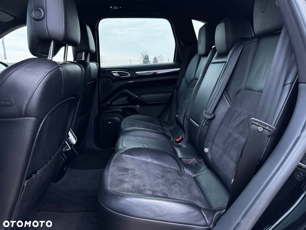 Porsche Cayenne - 18