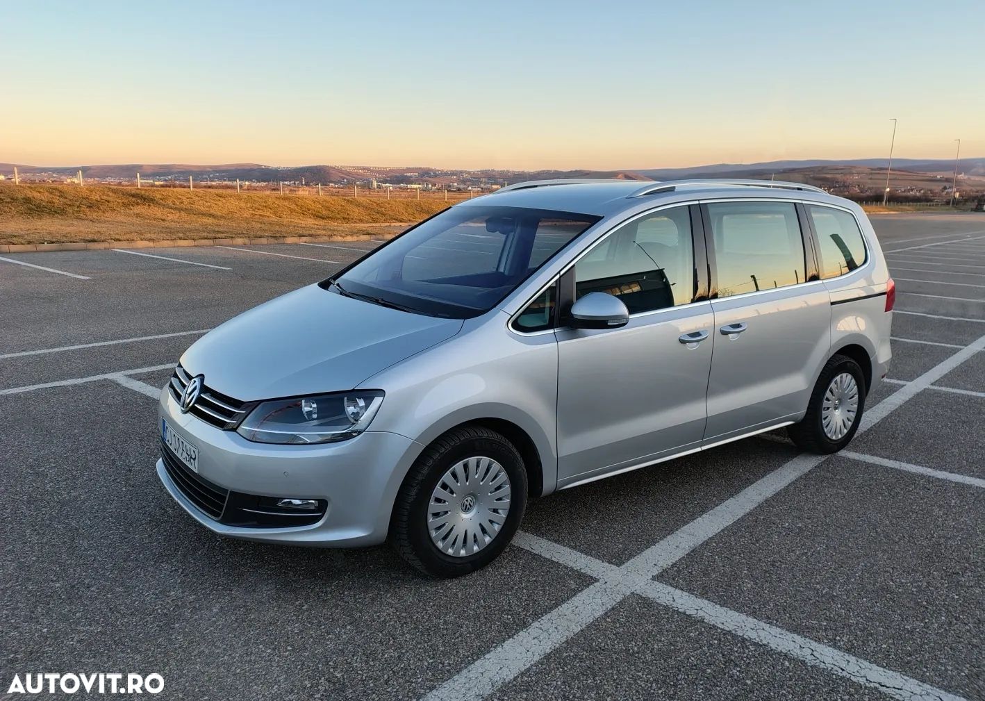 Volkswagen Sharan - 1