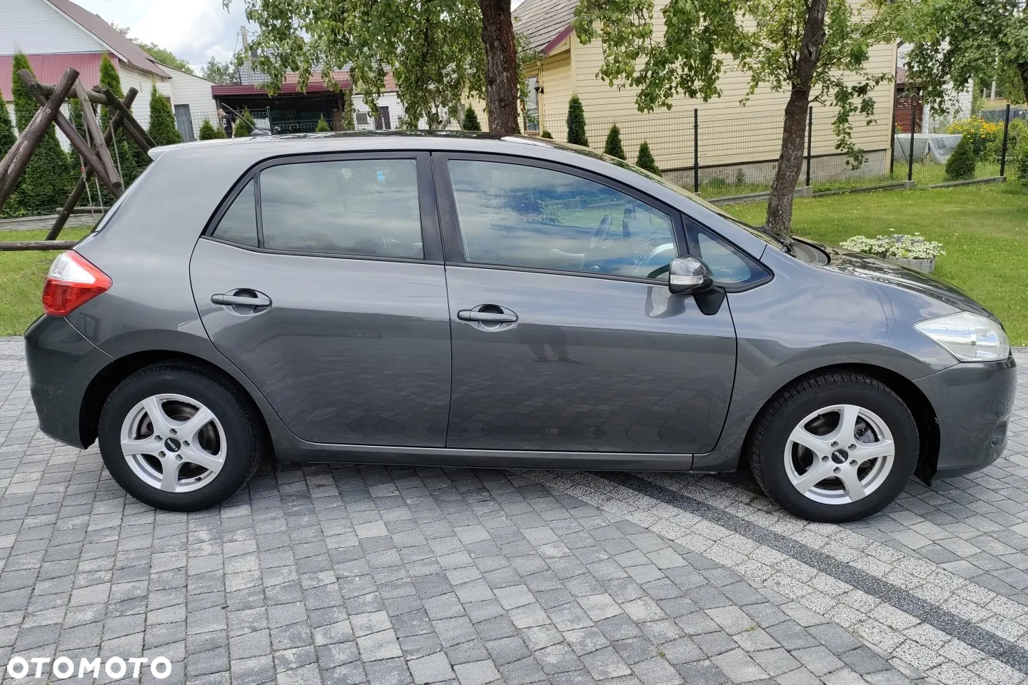 Toyota Auris 1.33 VVT-i Life - 8