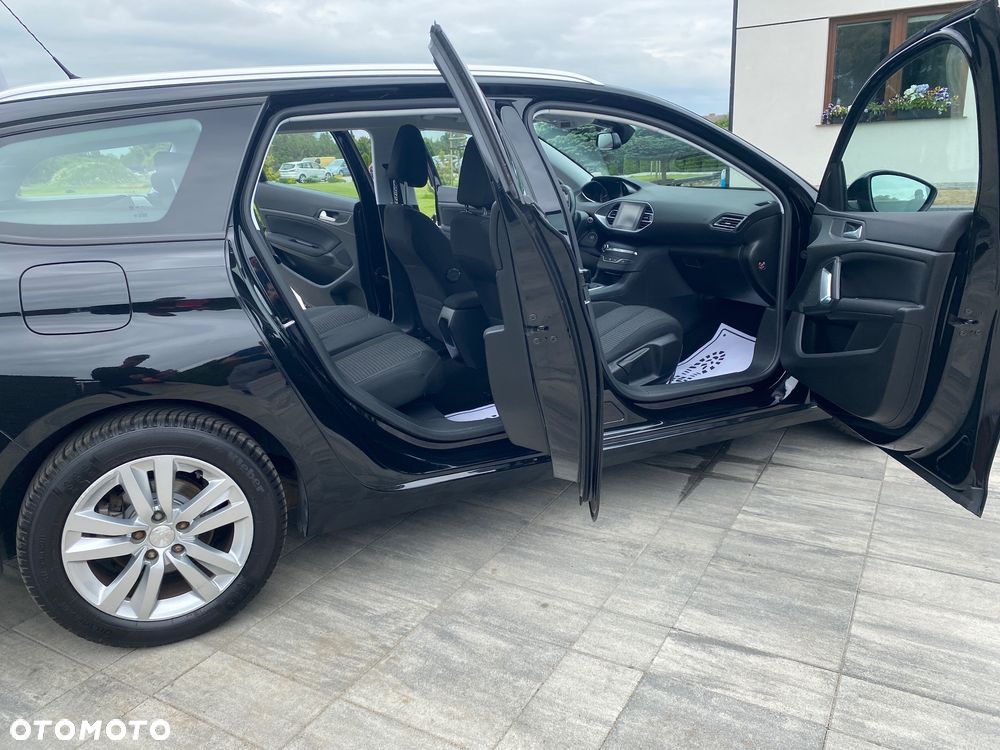 Peugeot 308 1.5 BlueHDi Allure Pack S&S - 35