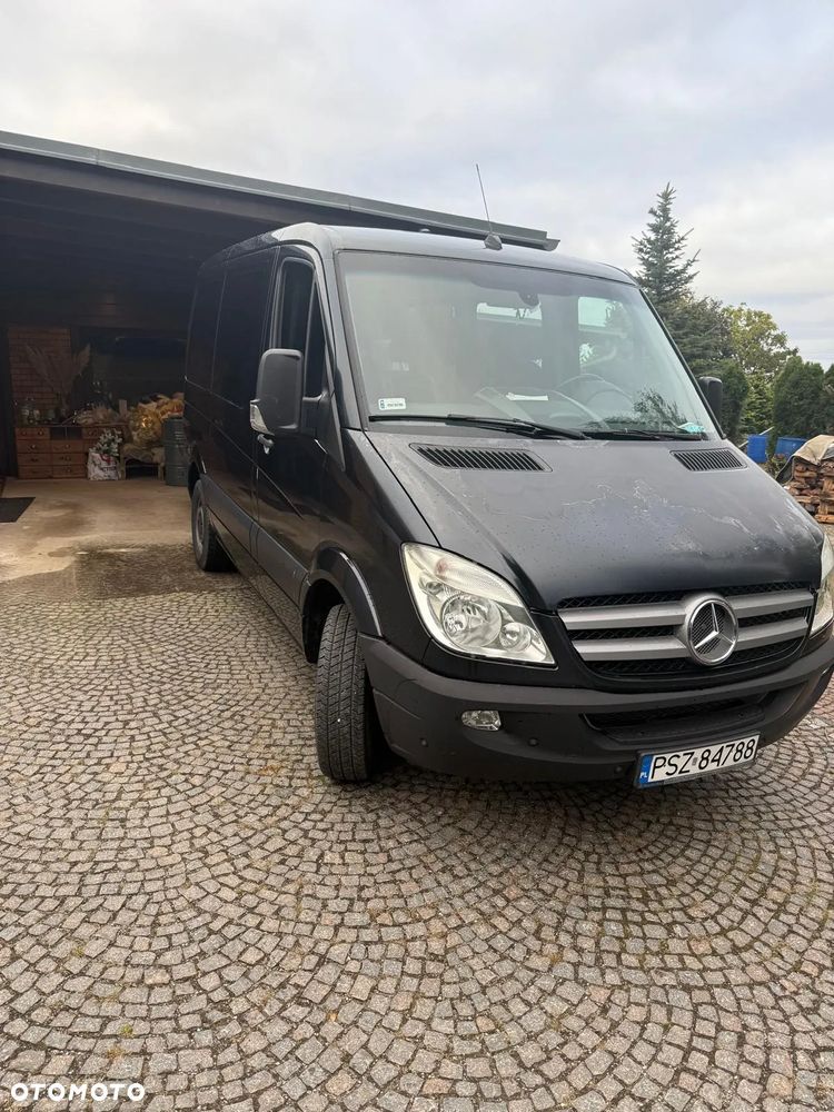 Mercedes-Benz Sprinter - 1